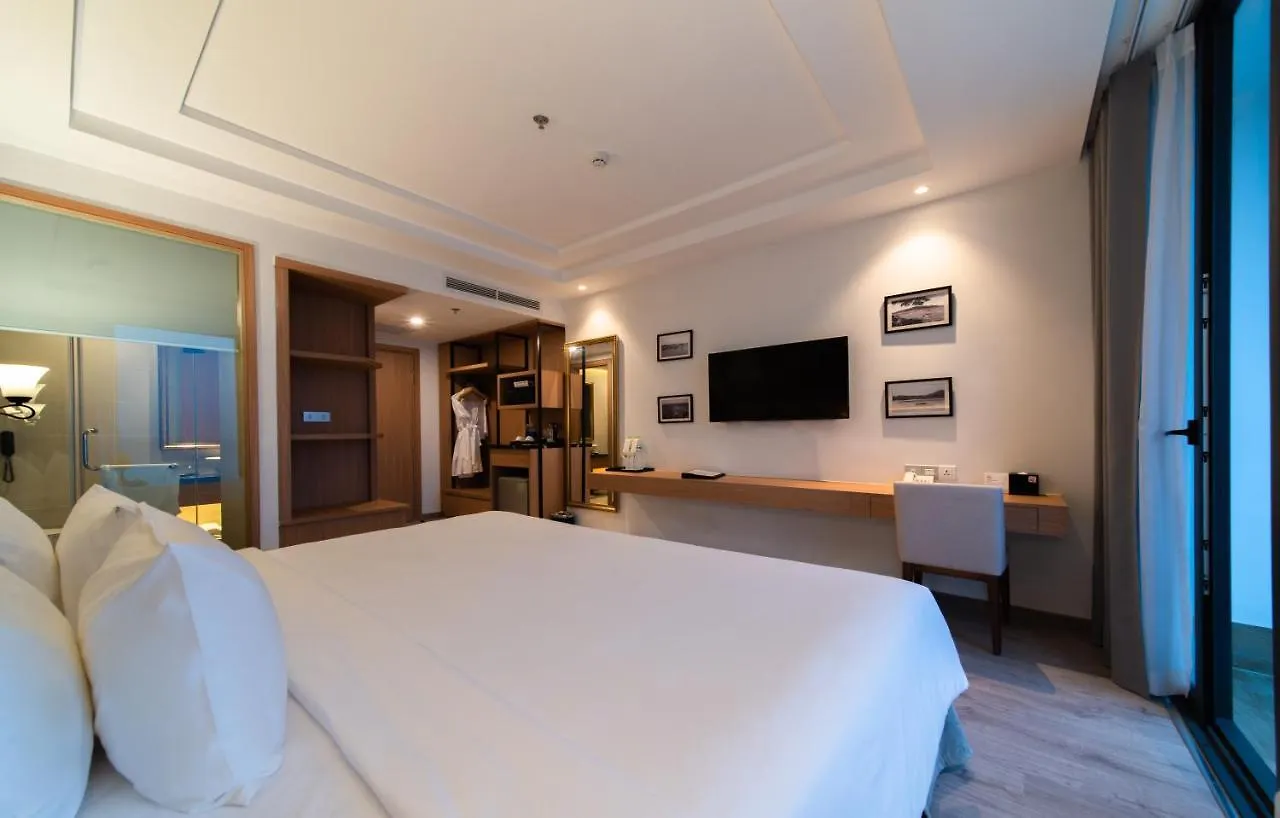 Navada Beach Hotel Nha Trang