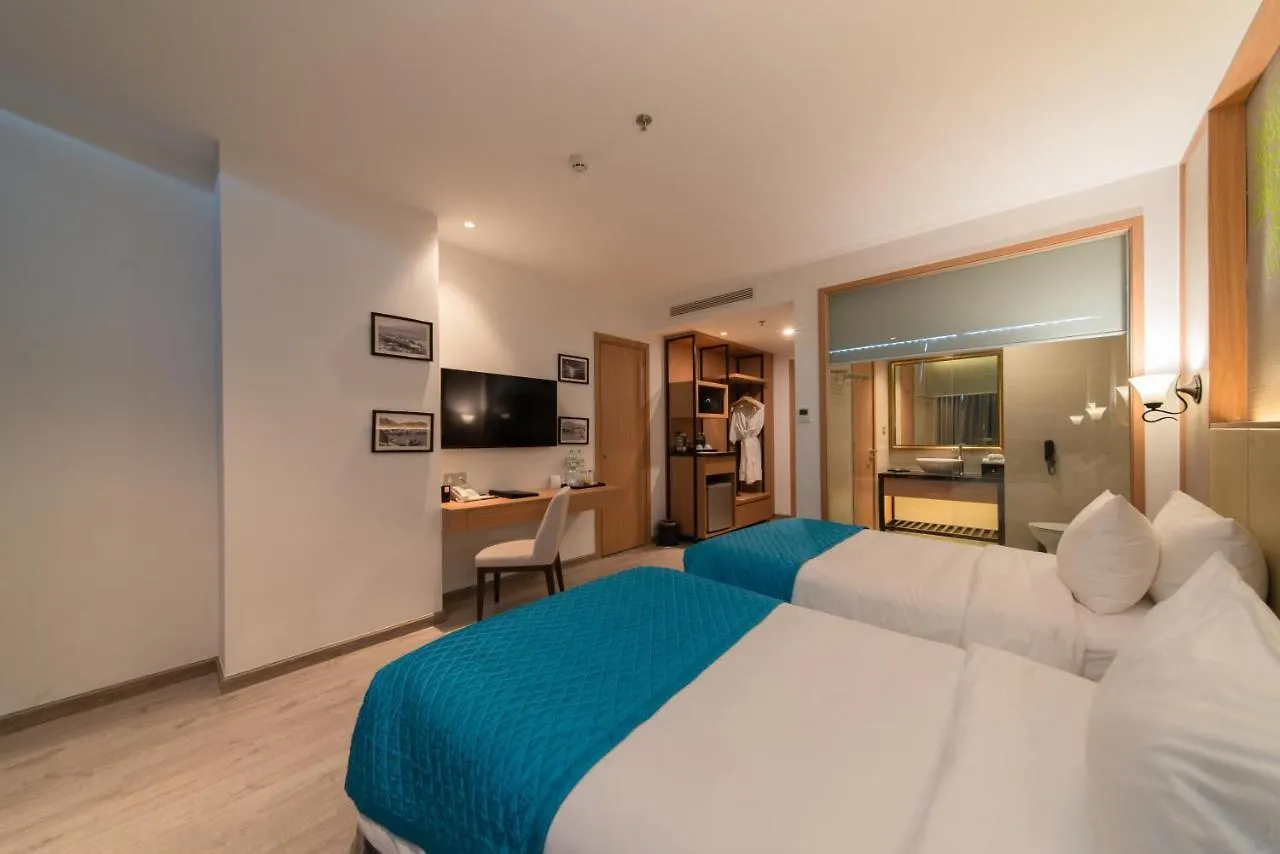 Navada Beach Hotel Nha Trang