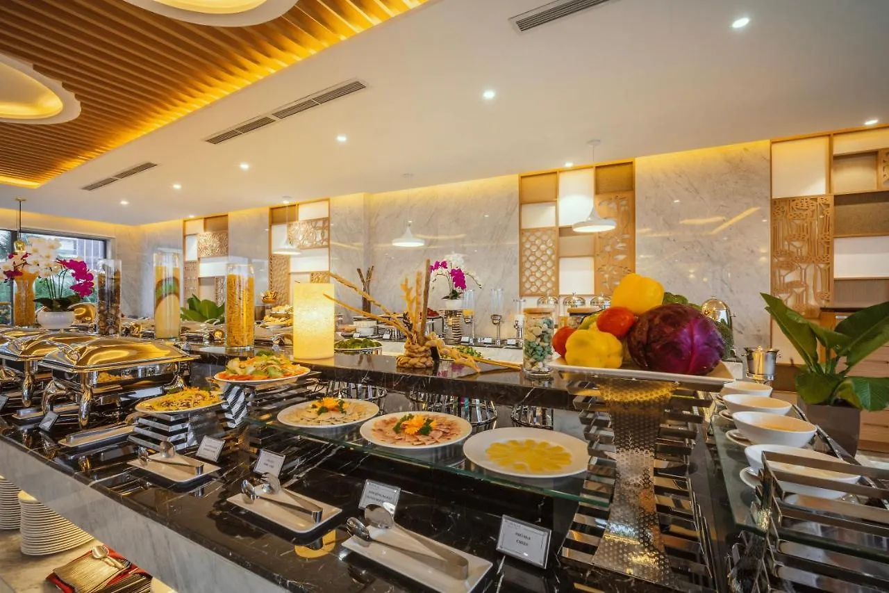 Navada Beach Hotel Nha Trang 4*,  Vietnam