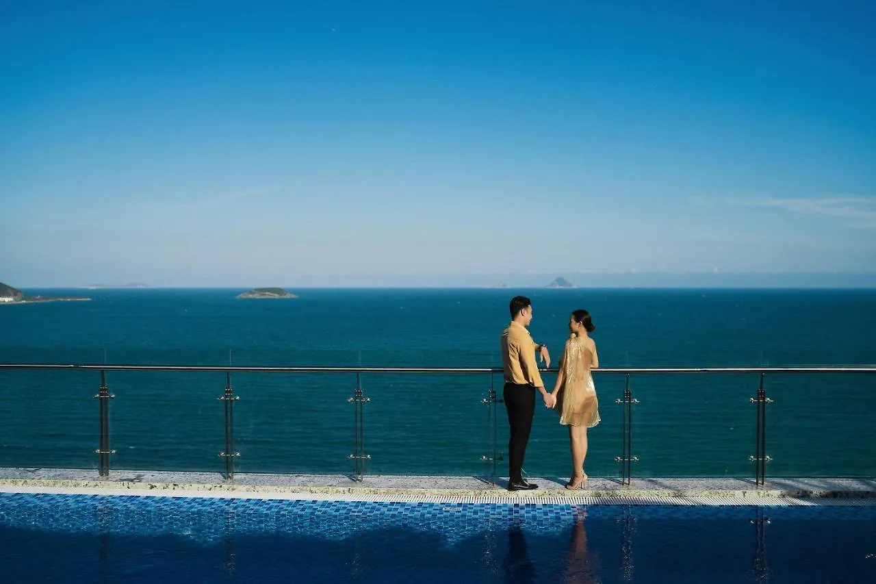 Navada Beach Hotel Nha Trang