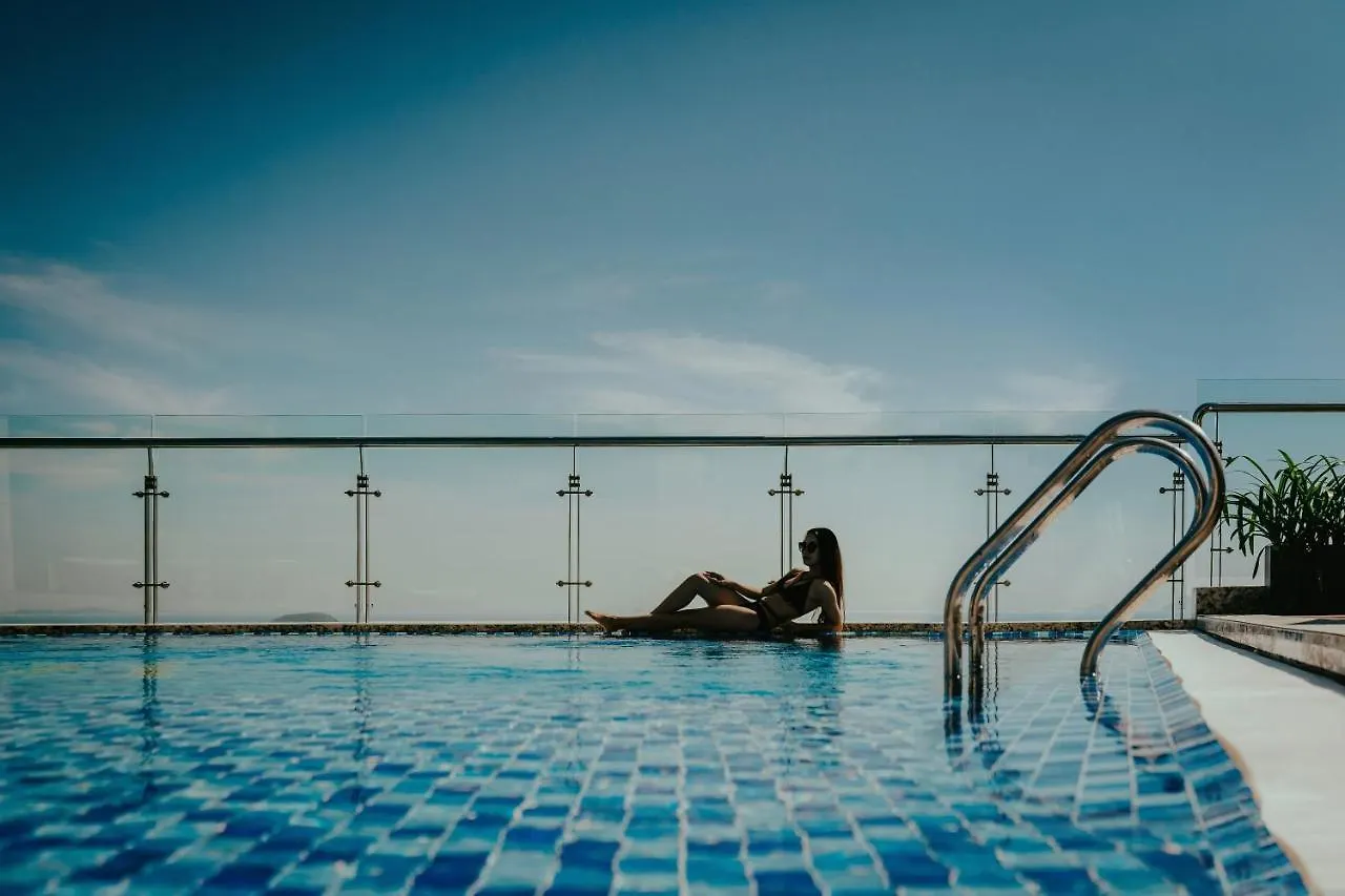 Navada Beach Hotel Nha Trang