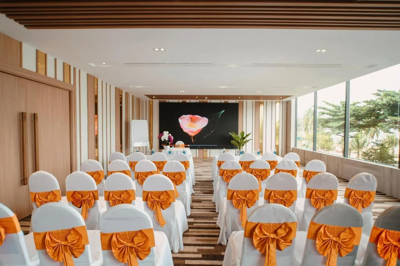 Navada Beach Hotel Nha Trang